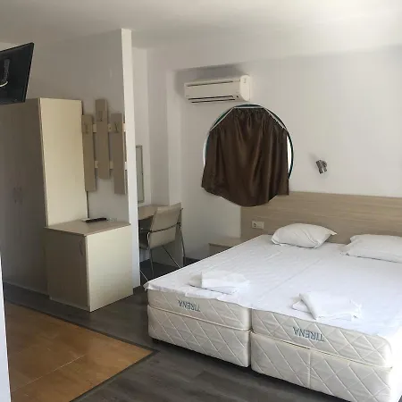 Largo Hotel