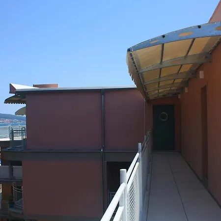 Hotel Largo